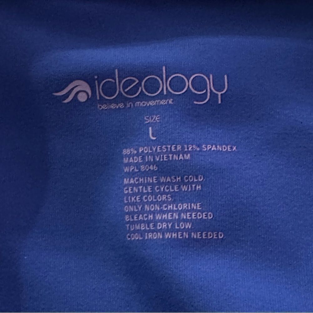 Ideology Women’s Active Solid Royal Blue Jacket in the Size Large - Picture 5 of 6